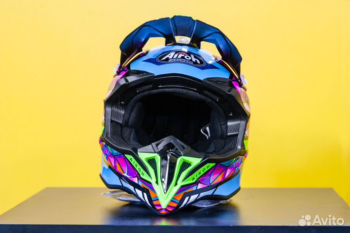 Кроссовый шлем Airoh Wraap Lollipop Gloss