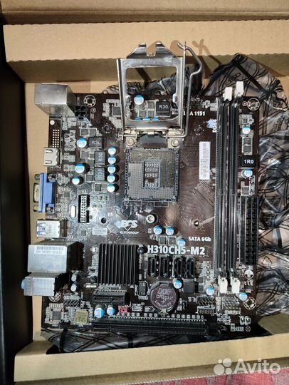 Процессор Intel core i3-8100 и материнская плата