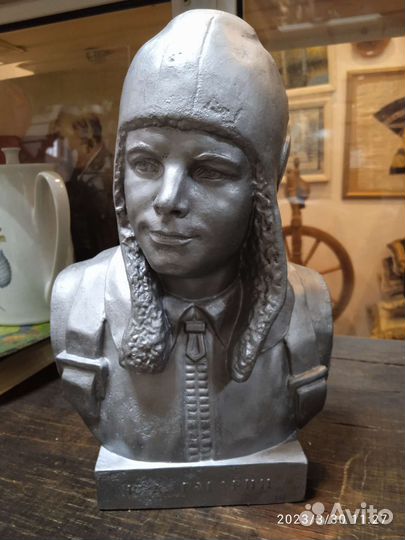 Ю. Гагарин бюст Монументскульптура металл