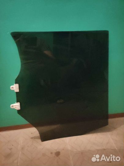 Стекло заднее правое nissan x-trail t31