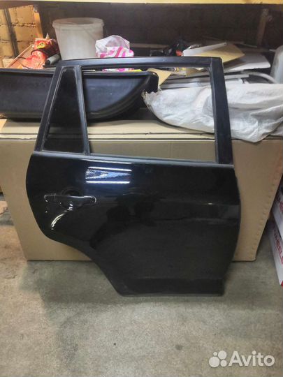 Дверь правая задняя на Toyota RAV 4 - 3 поколения