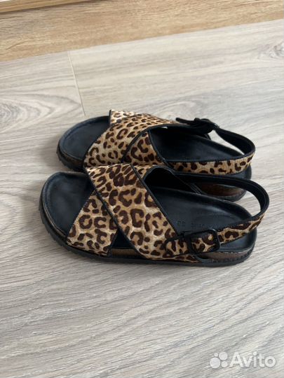 Сандалии из натуральной кожи