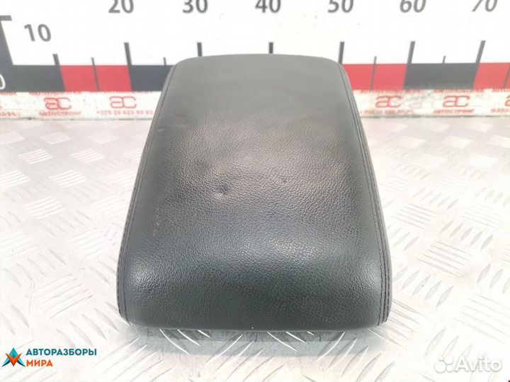 Подлокотник Audi A5 8T 2008 8K0864207C25D