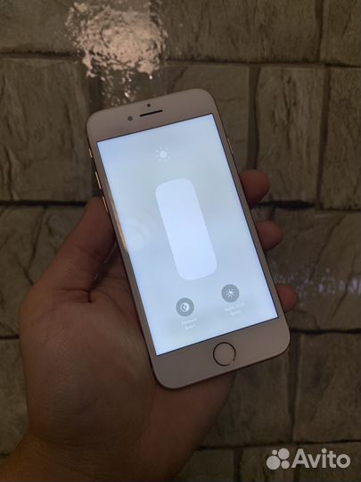 iPhone 8 64гб