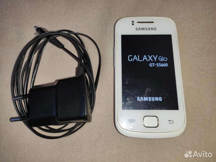 Телефон Samsung gt-s5660