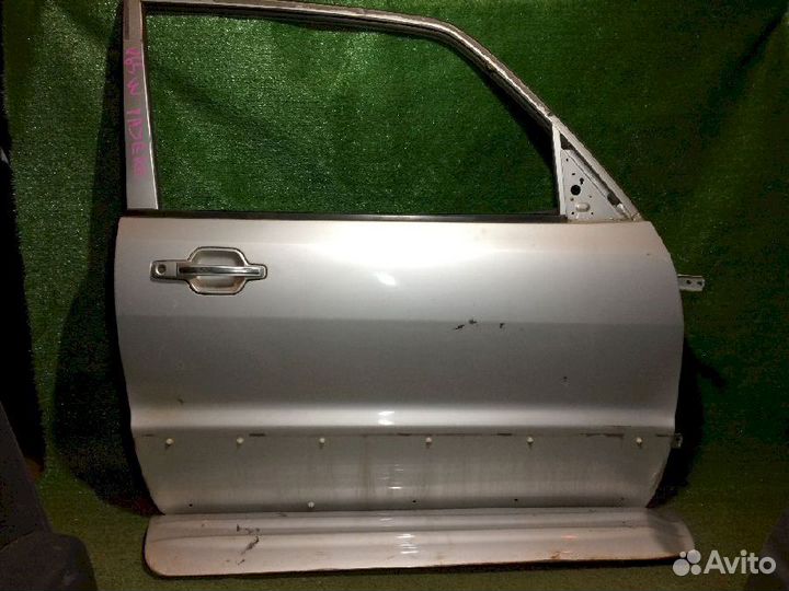 Дверь правая Mitsubishi Pajero III V65W Серебро рж