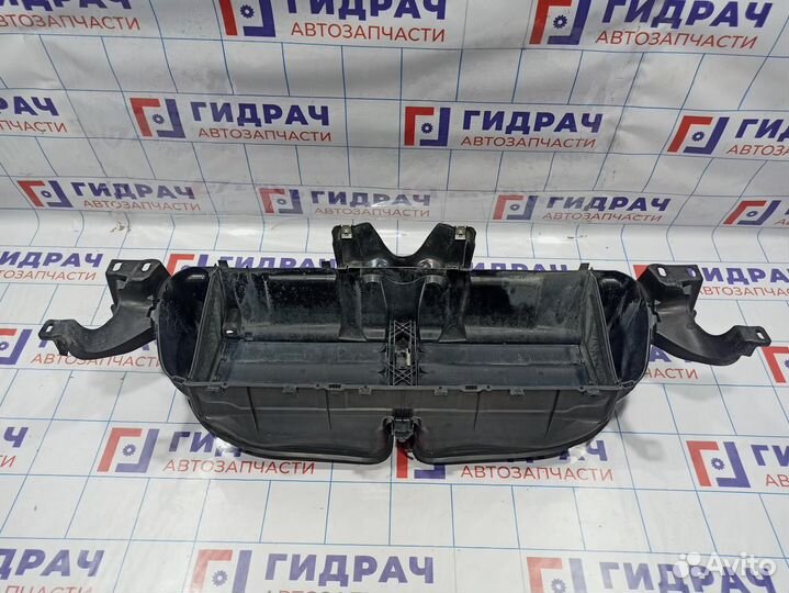 Воздуховод радиатора BMW 6 (F13) 51647211512. Под