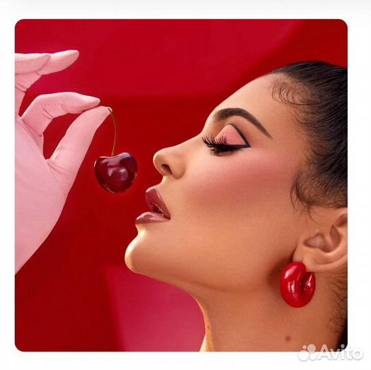 Новая Палетка теней Kylie cosmetics оригинал