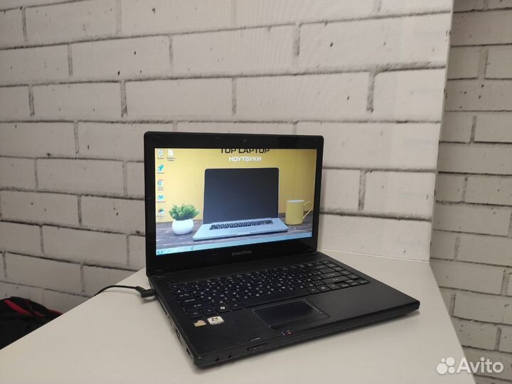 Ноутбук emachines для учёбы и офиса