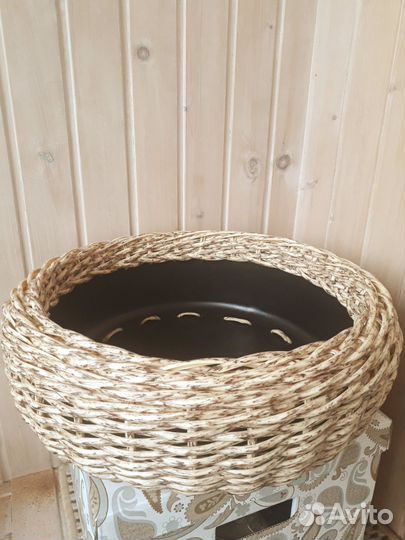 Лежанка для кошек и собак