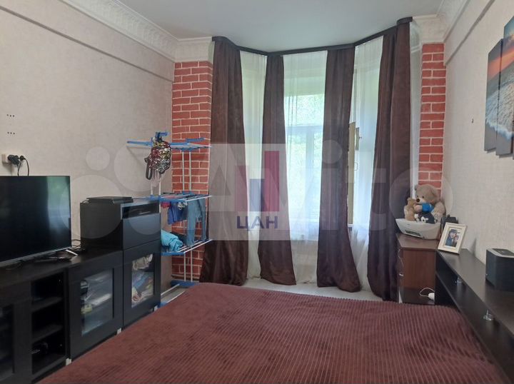 2-к. квартира, 64,2 м², 2/4 эт.