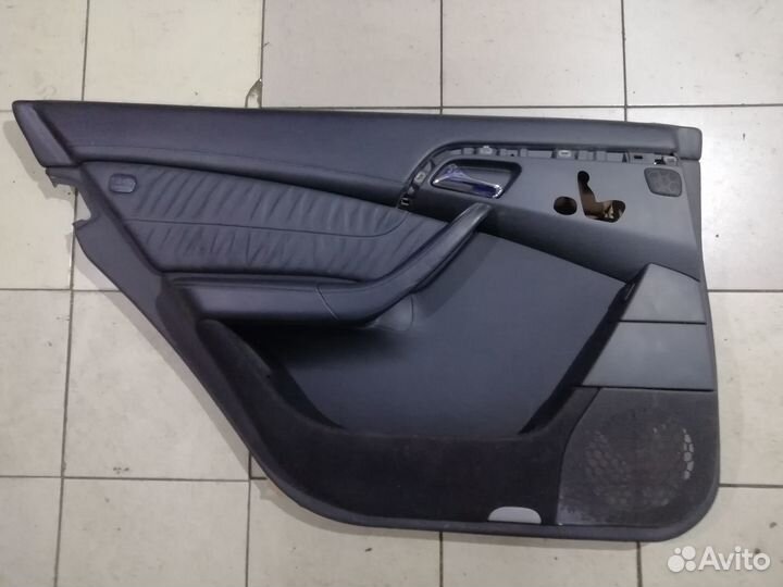 Обшивки дверей Mercedes W220