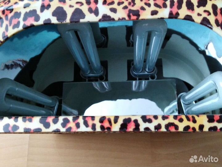 Лампа для сушки ногтей