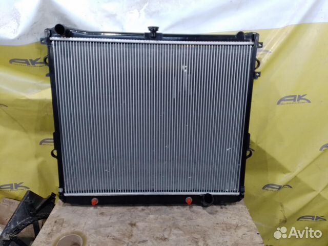 Радиатор двигателя toyota land cruiser 200 2UZ-FE