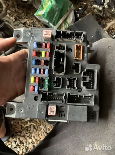Блок etacs предохранителей Lancer X outlander