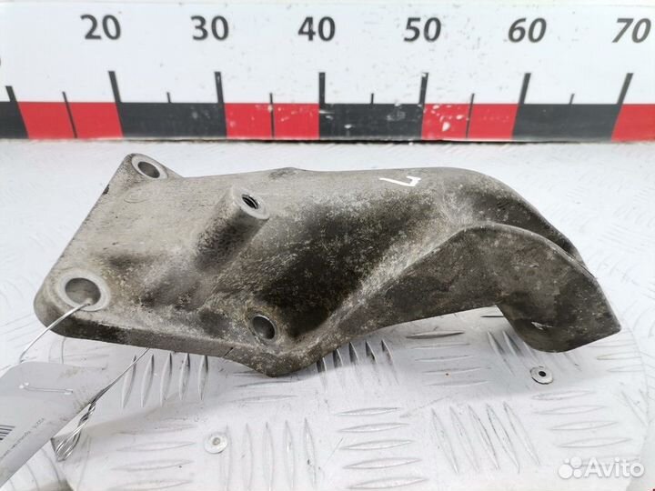 Кронштейн двигателя BMW 3 E46 2002