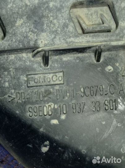 Корпус воздушного фильтра Ford Focus 3 седан iqdb