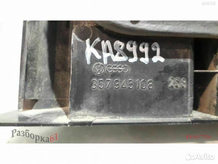 Фонарь volkswagen passat B3 Задний правый внутриний