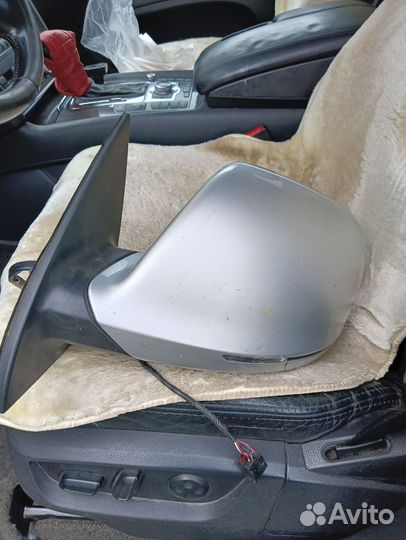 Зерколо заднего вида Audi Q7