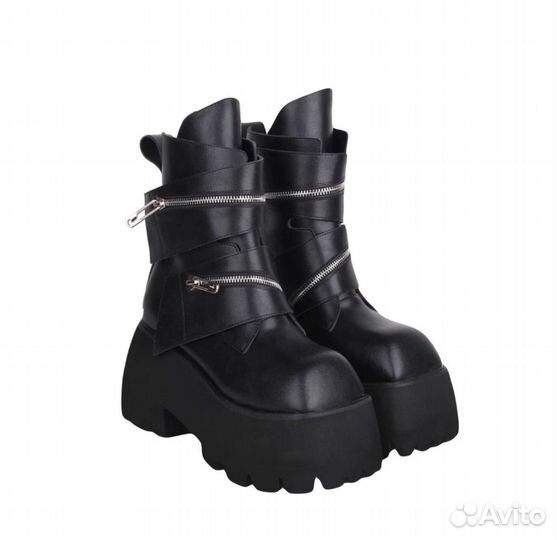 Ботинки demonia type