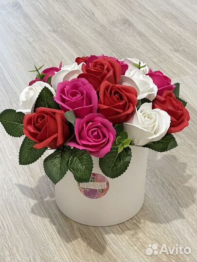 Мыльные розы в коробке