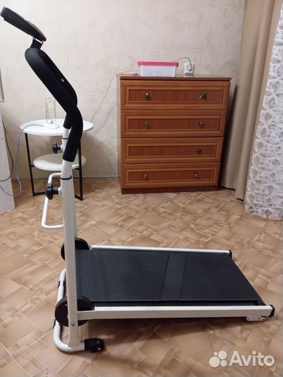 Беговая дорожка механическая