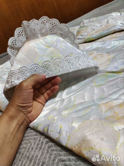 Комплект на выписку (одеяло, конверт, чепчик)