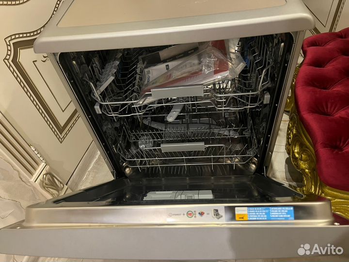 Посудомоечная машина indesit