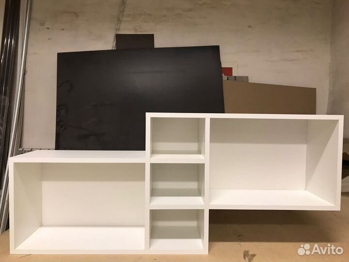 Полка настенная новая