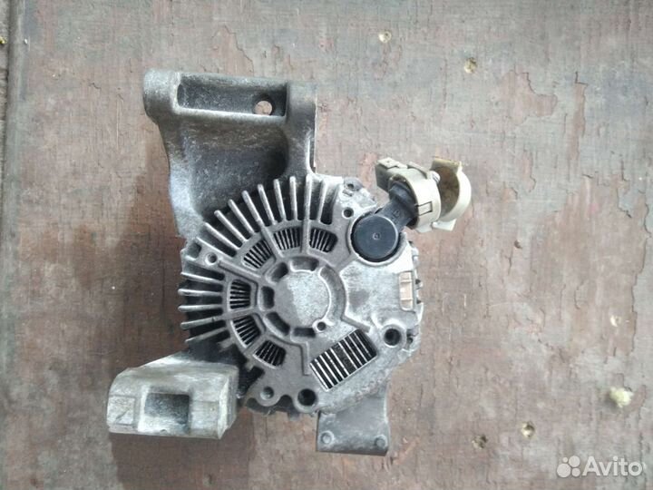 Mazda 3 BL 2л генератор