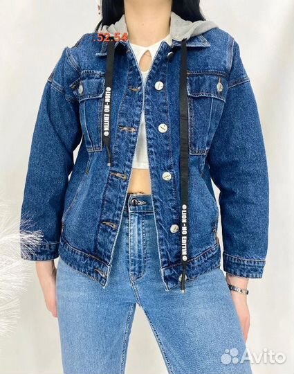 Джинсовая куртка женская