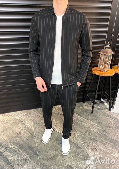 Спортивный костюм мужской новый