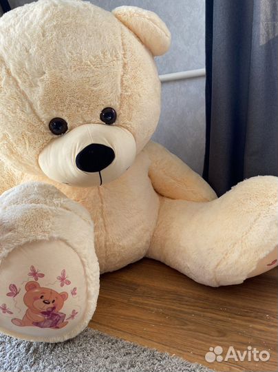 Плюшевый медведь