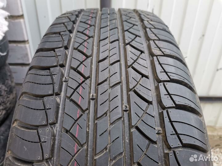Michelin Latitude Tour HP 225/65 R17