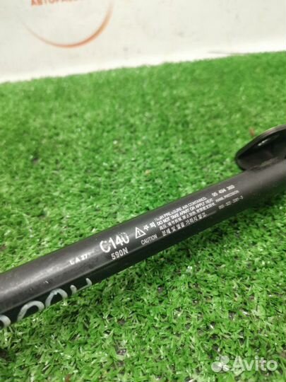 Амортизатор двери багажника Chevrolet Captiva C