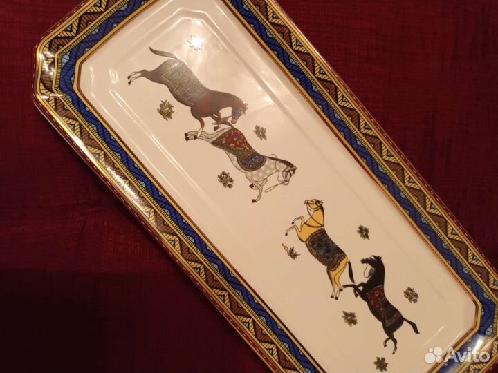 Блюдо в упаковке новое