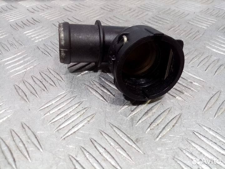 Б/У Фланец системы охлаждения#001