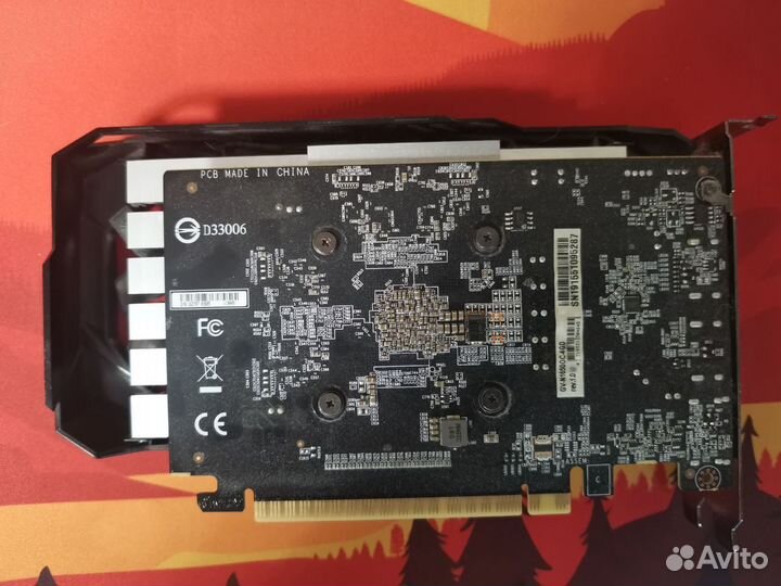 Видеокарта GTX 1650 4GB