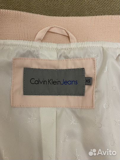 Ветровка женская Calvin klein