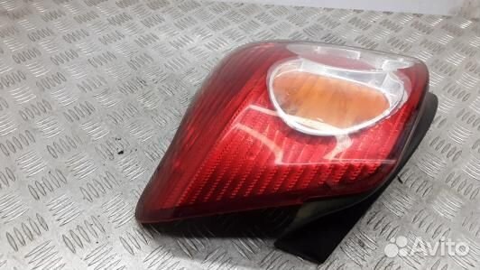 Фонарь задний правый toyota avensis T25 (7LV37MY01