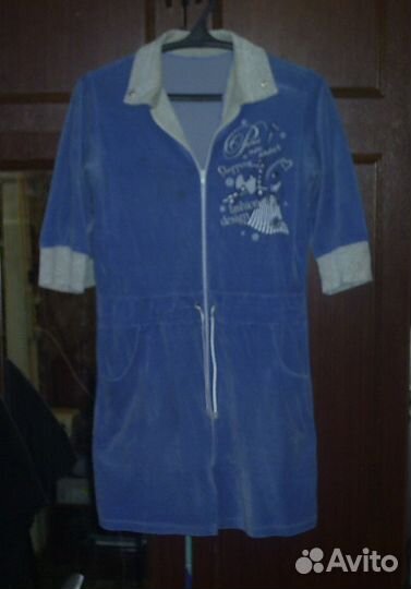 Халат женский на молнии р. 46 б/у