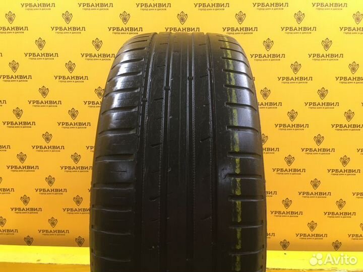 Nokian Tyres Hakka Blue 2 215/55 R17 98W