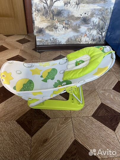 Шезлонг для купания