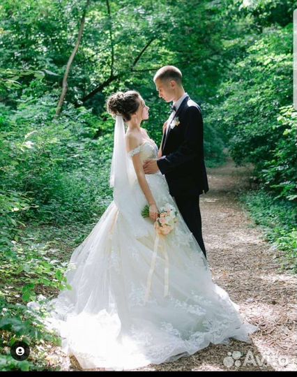 Свадебное платье