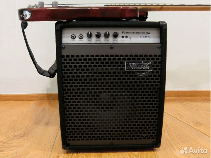 Комбоусилитель для бас-гитары Warwick BC 20