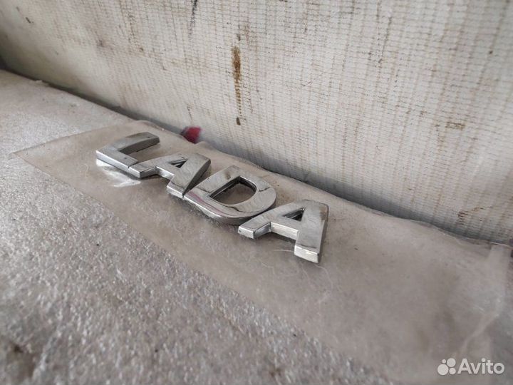 Эмблема багажника задняя Лада Гранта FL