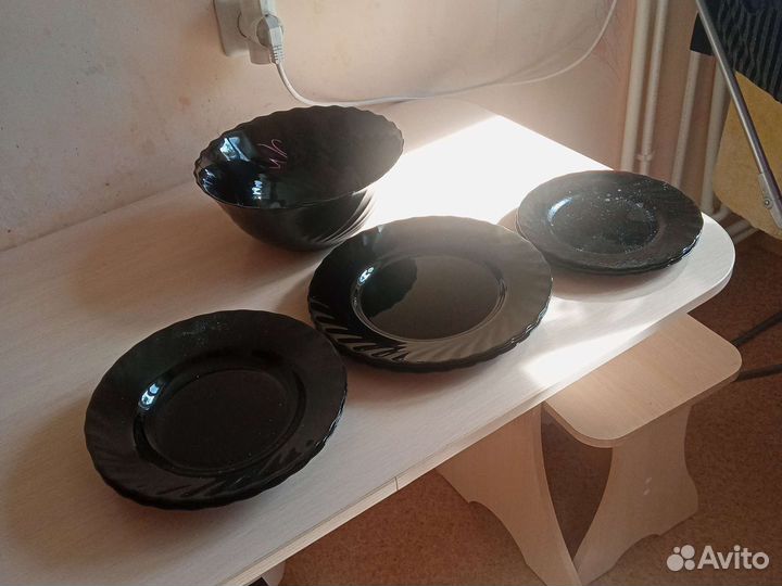 Набор столовой посуды новый