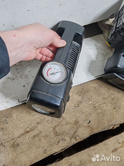 Компрессор автомобильный