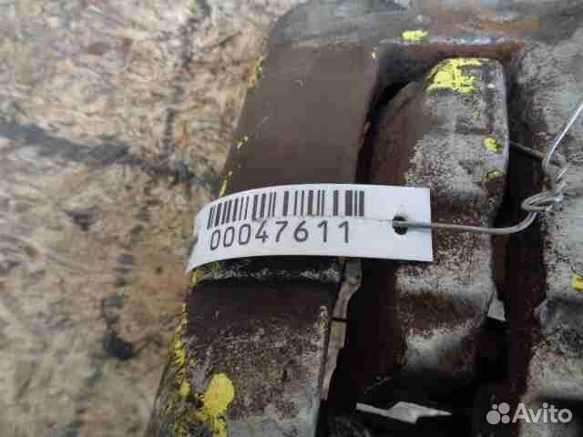 Суппорт передний правый Audi A8 D3