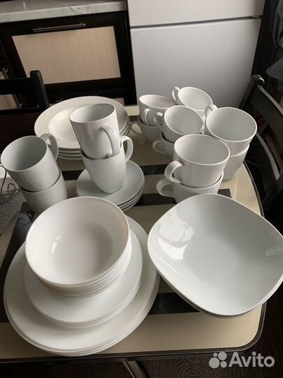 Набор столовой посуды IKEA тарелки чашки блюдца